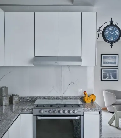 Cocina integral de Tekax con cubierta de granito y estufa